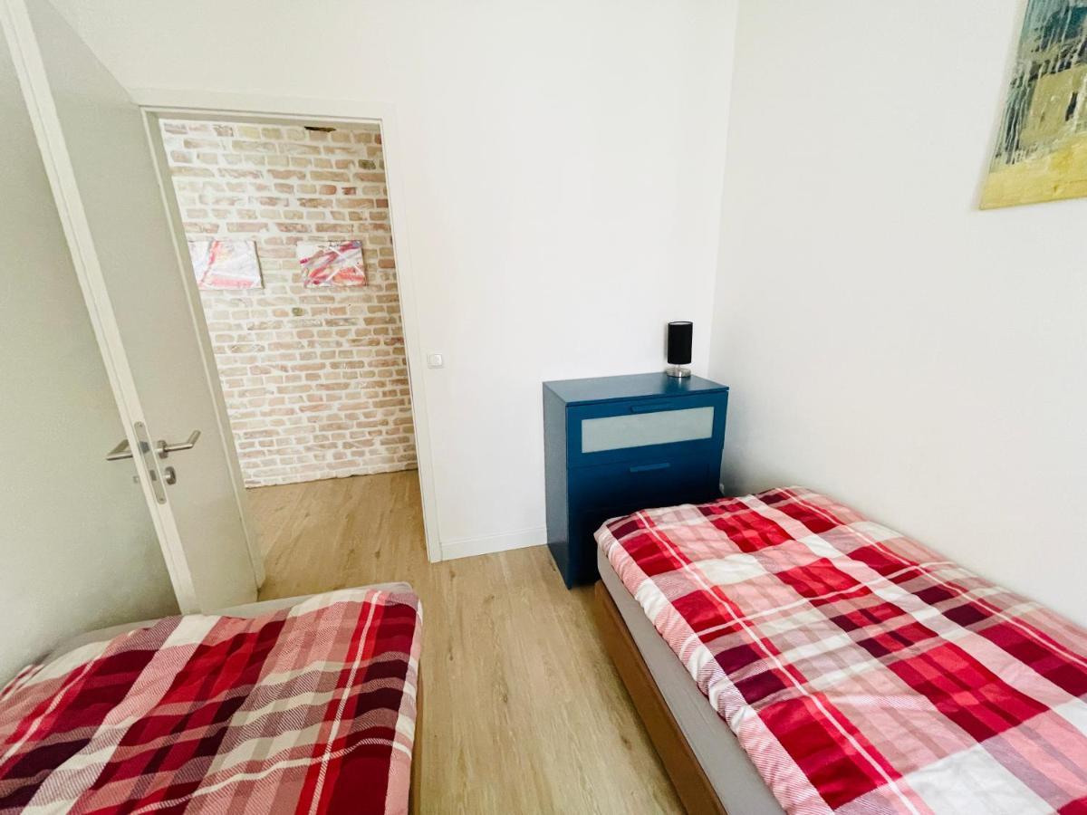 Zentrale Ruhige Ferienwohnung In Berlín Exterior foto