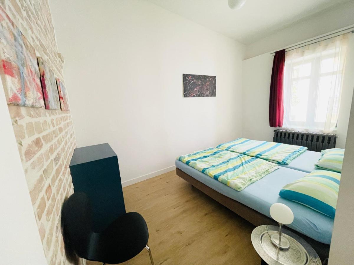 Zentrale Ruhige Ferienwohnung In Berlín Exterior foto