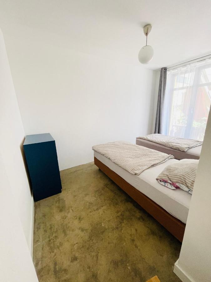 Zentrale Ruhige Ferienwohnung In Berlín Exterior foto